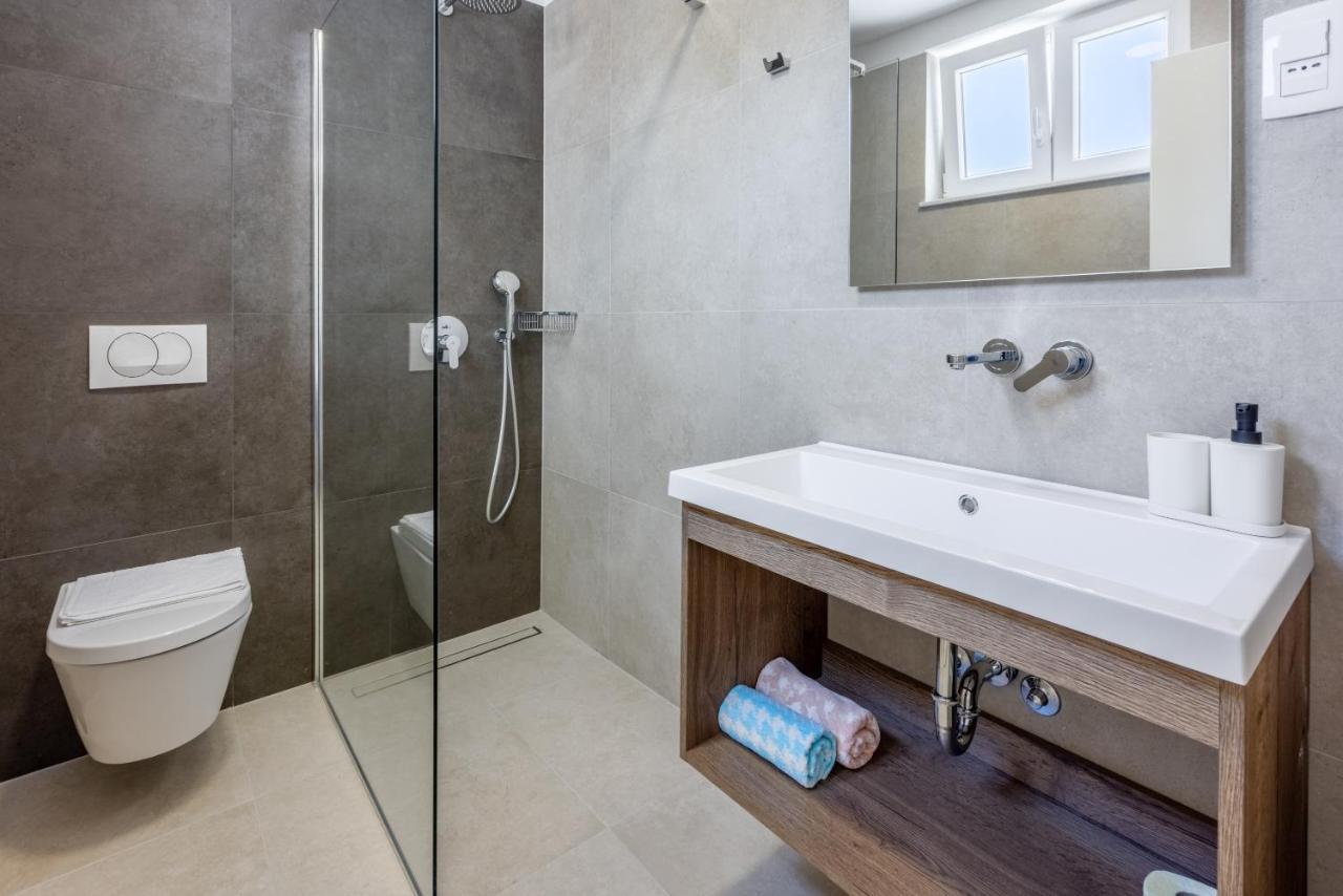 Luxury Apartments Lovorka 3 & 4***/**** Selce Eksteriør bilde
