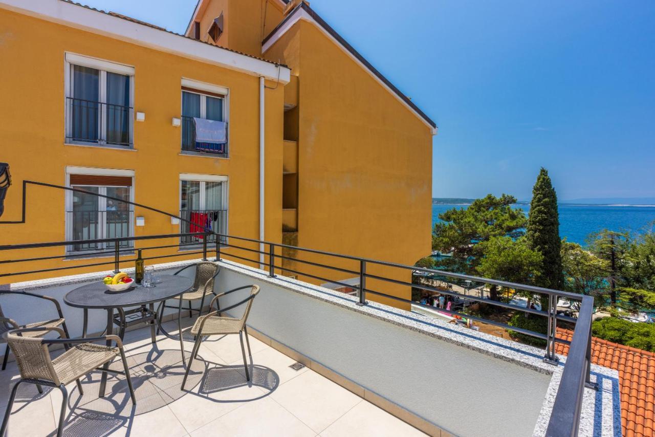 Luxury Apartments Lovorka 3 & 4***/**** Selce Eksteriør bilde