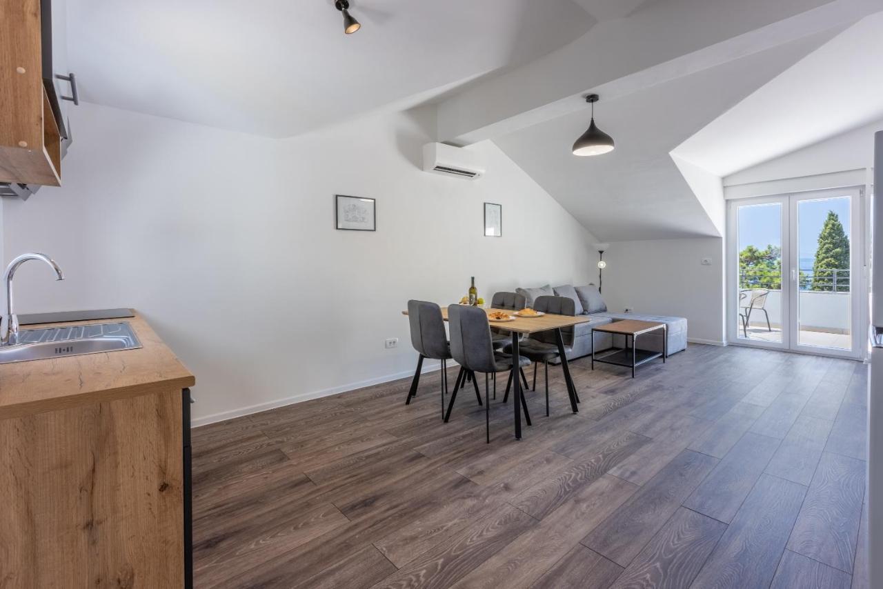Luxury Apartments Lovorka 3 & 4***/**** Selce Eksteriør bilde