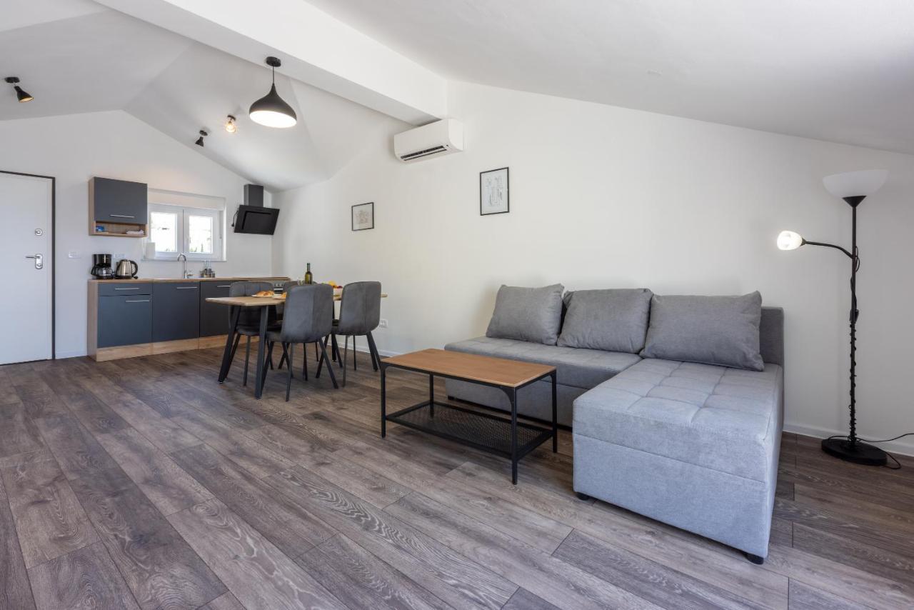 Luxury Apartments Lovorka 3 & 4***/**** Selce Eksteriør bilde