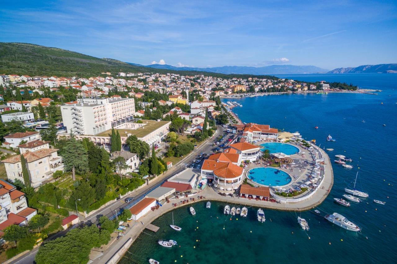 Luxury Apartments Lovorka 3 & 4***/**** Selce Eksteriør bilde