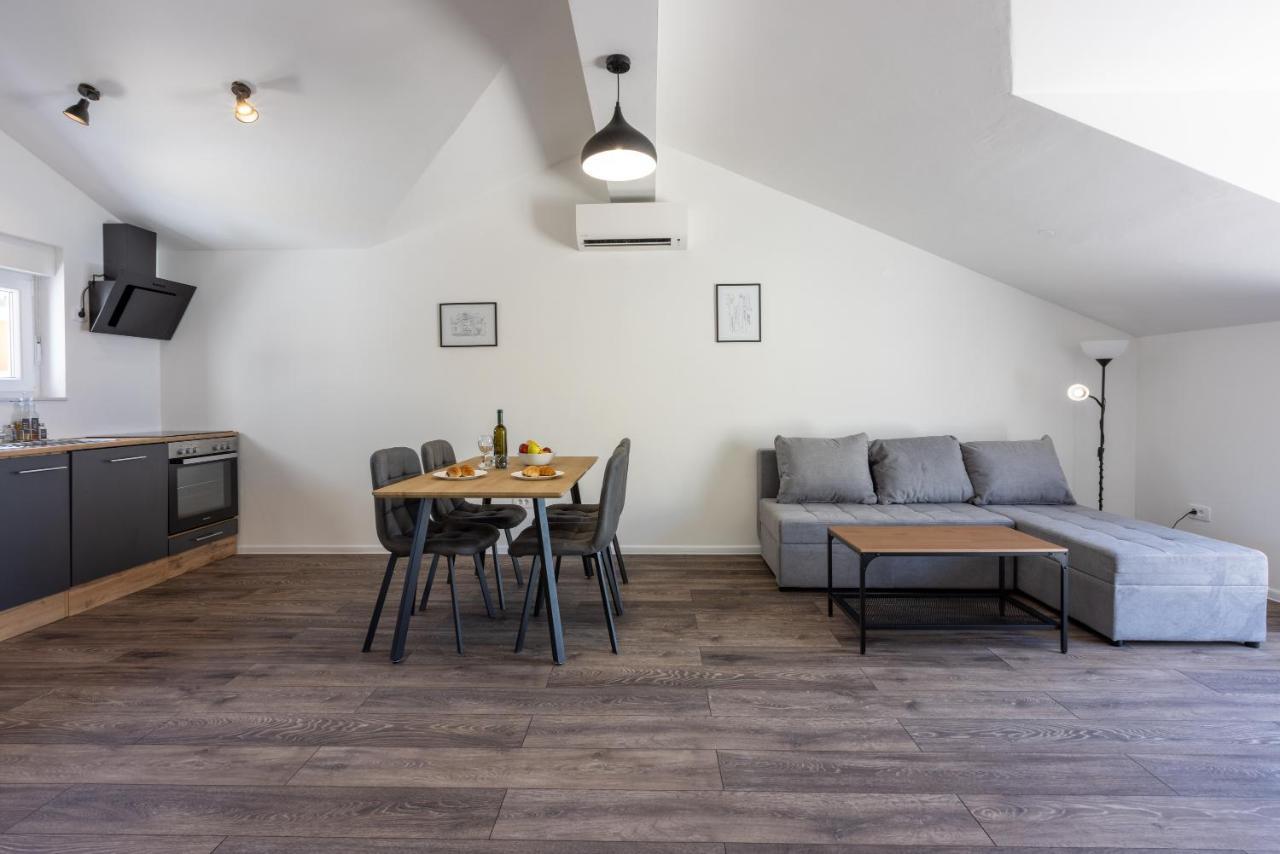 Luxury Apartments Lovorka 3 & 4***/**** Selce Eksteriør bilde