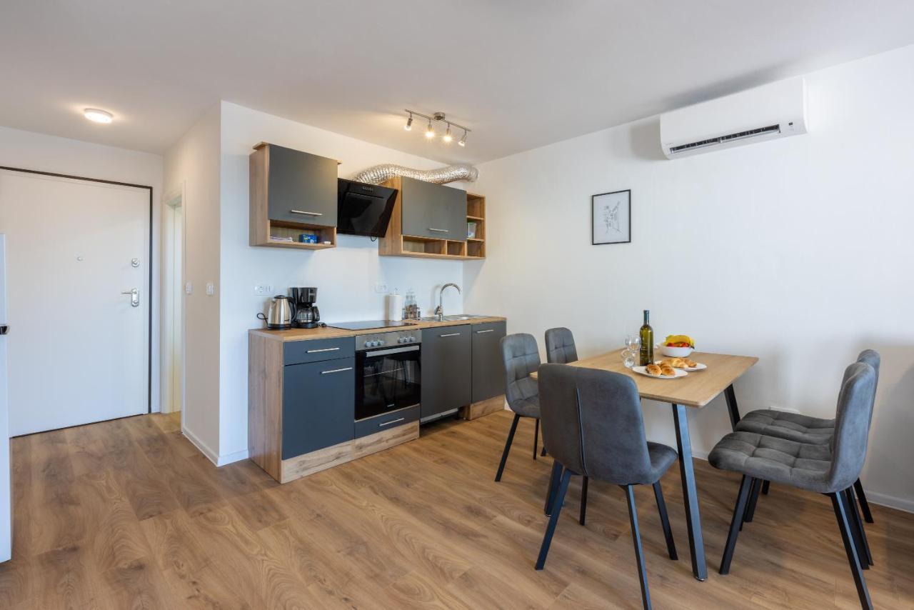 Luxury Apartments Lovorka 3 & 4***/**** Selce Eksteriør bilde